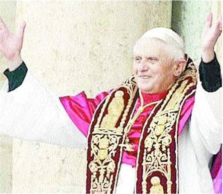 Benedicto Xvi Tras Las Huellas De Juan Pablo Ii