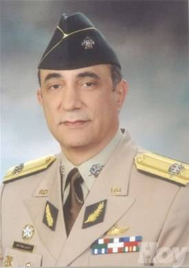 El jefe del Ejército Nacional, mayor general José Ricardo Estrella Fernández, reveló ayer que desde que asumió el mando hasta la fecha ha cancelado a 5,200 ... - 17740899-AE6A-4D5B-AD40-31731D998246