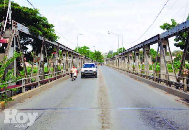 Cuaderno De Utop As El Puente De La Otra Banda Santiago