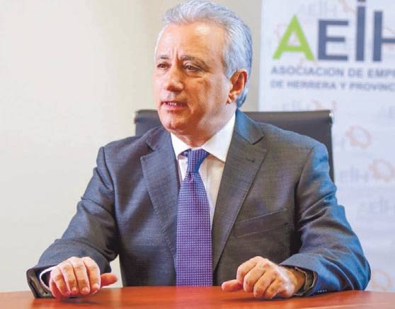 Antonio Taveras Guzmán, presidente de la AEIH.
 archivo/hoy