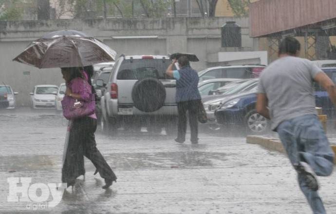 ONAMET: vaguada y onda tropical seguirán provocando lluvias en el día de hoy