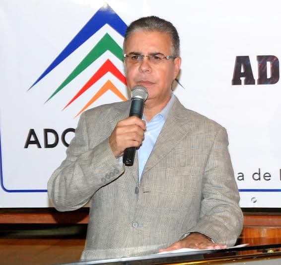 Luis José Chávez,  presidente de la Asociación Dominicana de Prensa Turística (ADOMPRETUR).