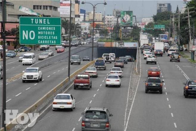 Obras públicas cerrará mañana un carril de la 27 de Febrero con Privada