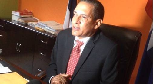 Gobernador promete gestionar mayor presupuesto para hospital de ... - Hoy Digital (República Dominicana)
