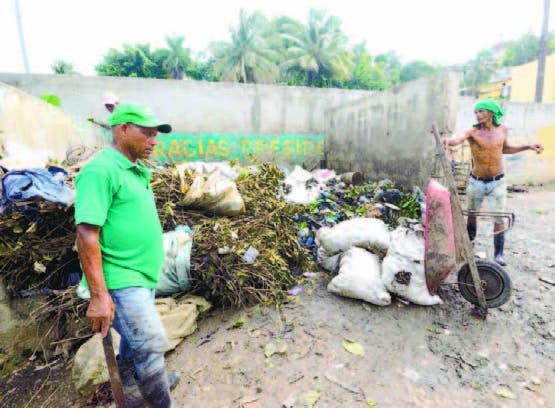 Brigada de la Fundación Escoba recolecta basura en el Túnel, Cap otillo