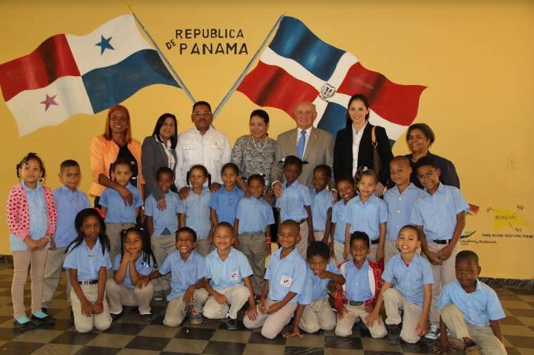 Estudiantes de la escuela República de Panamá/Foto: Fuente externa.