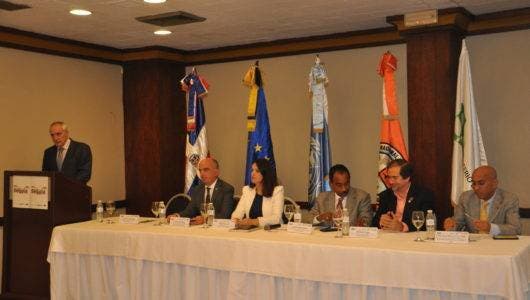 Mesa de honor Lanzamiento proyecto Resiliencia a la Sequía