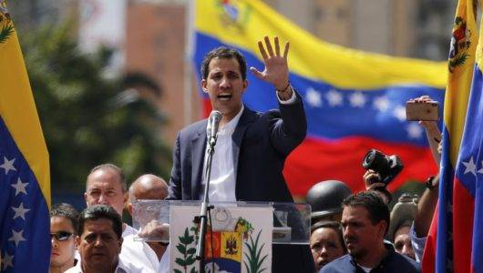 Juan Guaidó está dispuesto a ofrecer amnistía a Nicolás  Maduro