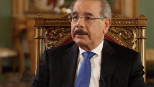Danilo Medina llama a reflexionar en la Semana Santa