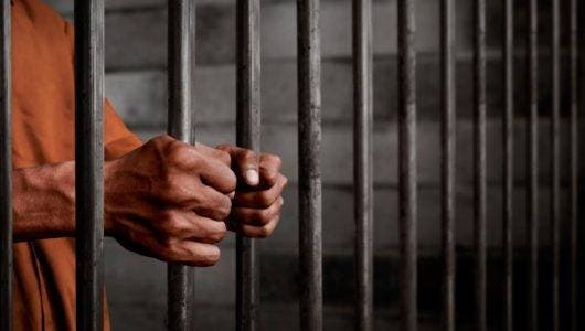 Condenan a 20 años de prisión hombre de 60 años que violó a una menor en Santo Domingo Norte