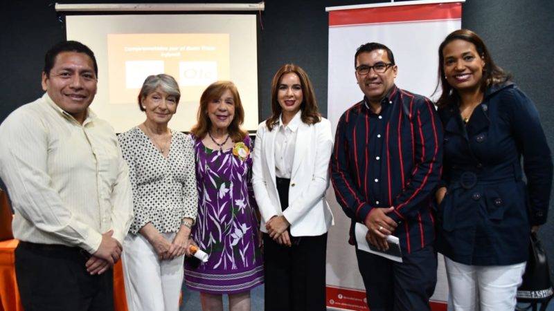 Henry Farfán, Sofia Rojas Goico, Yeymis Alcantara, Ricardo Mancipe y Elizabeth Mancipe. 