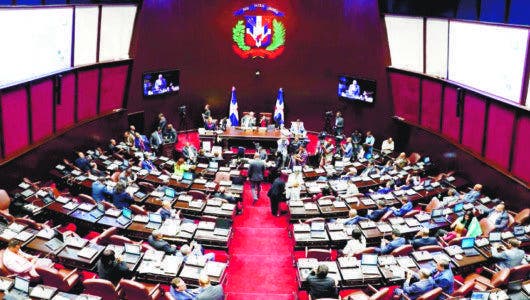 Diputados PLD dirimen conflictos sin polemizar los proyectos del Gobierno