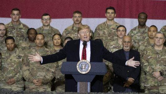 Trump realiza visita sorpresa Afganistán