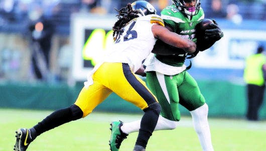 Bell y los Jets complican boleto playoffs de los Steelers