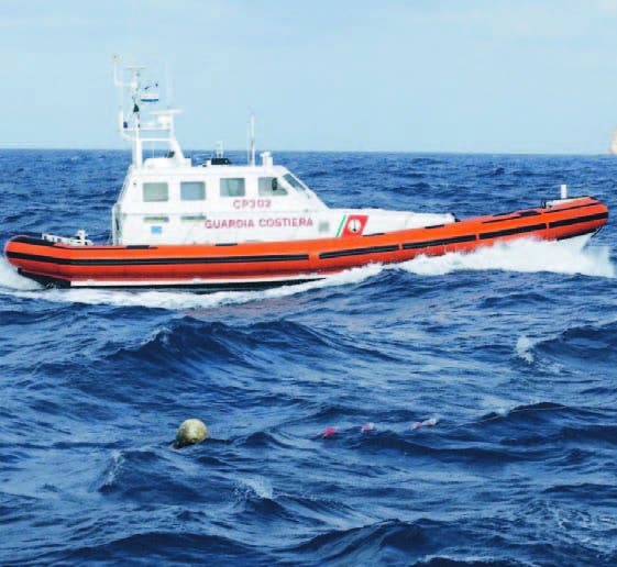 Guardia costera de EE.UU. rescata dos navegantes al norte de República Dominicana