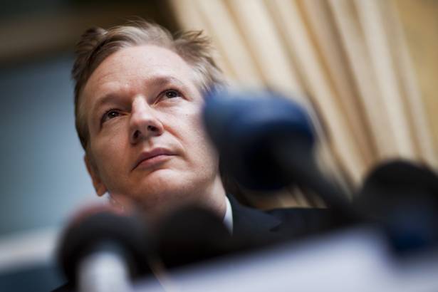 Corte apelación sueca ratifica orden de detención a Assange