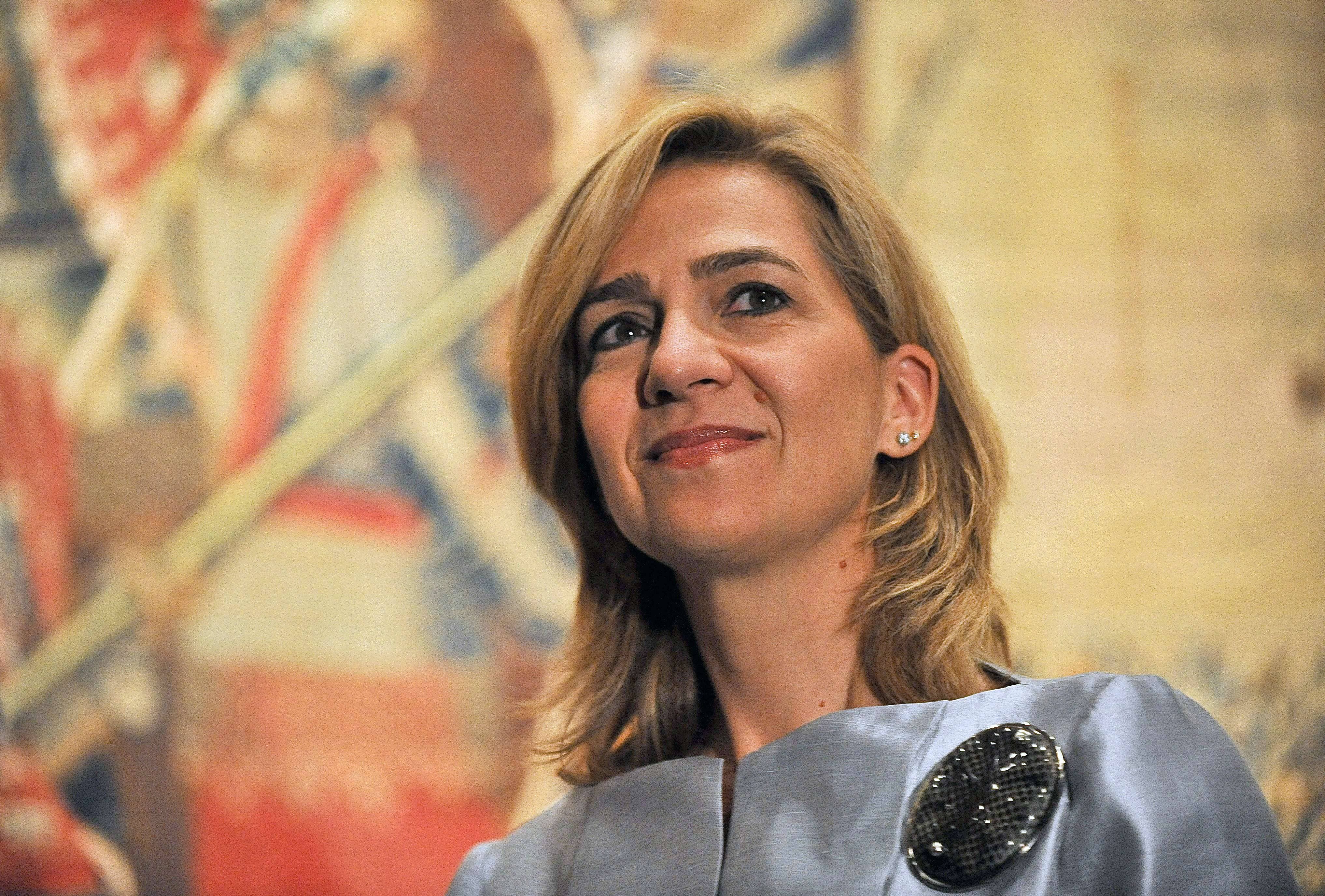 La hermana del rey de España imputada por delito fiscal y blanqueo