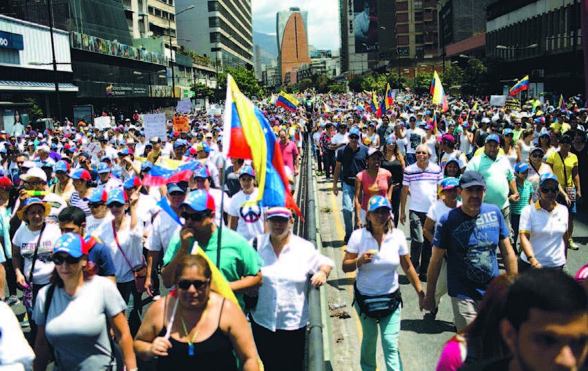 Venezuela: Oposición marcha a favor de referendo revocatorio