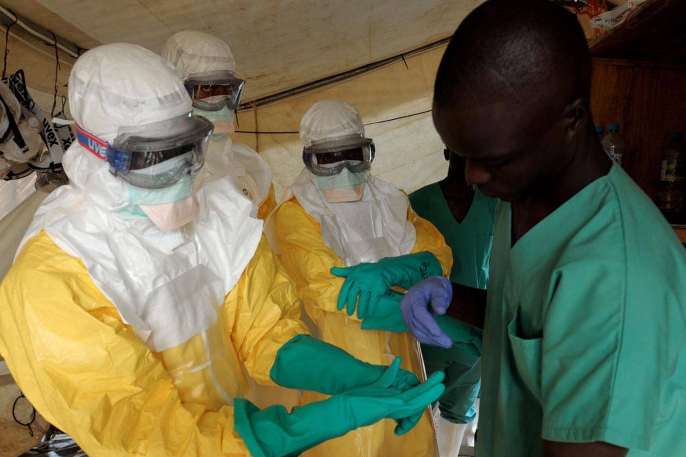Donantes interesados en financiar terapias sanguíneas para atajar el ébola