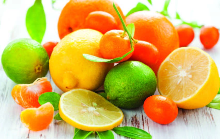 Vitamina C: Seis mitos sobre el compuesto natural que es aliado del cuidado de la piel