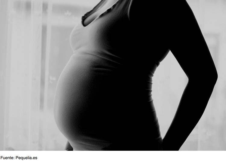 Triste historia: mujer con COVID-19 dio a luz con respirador y no conoció su bebé