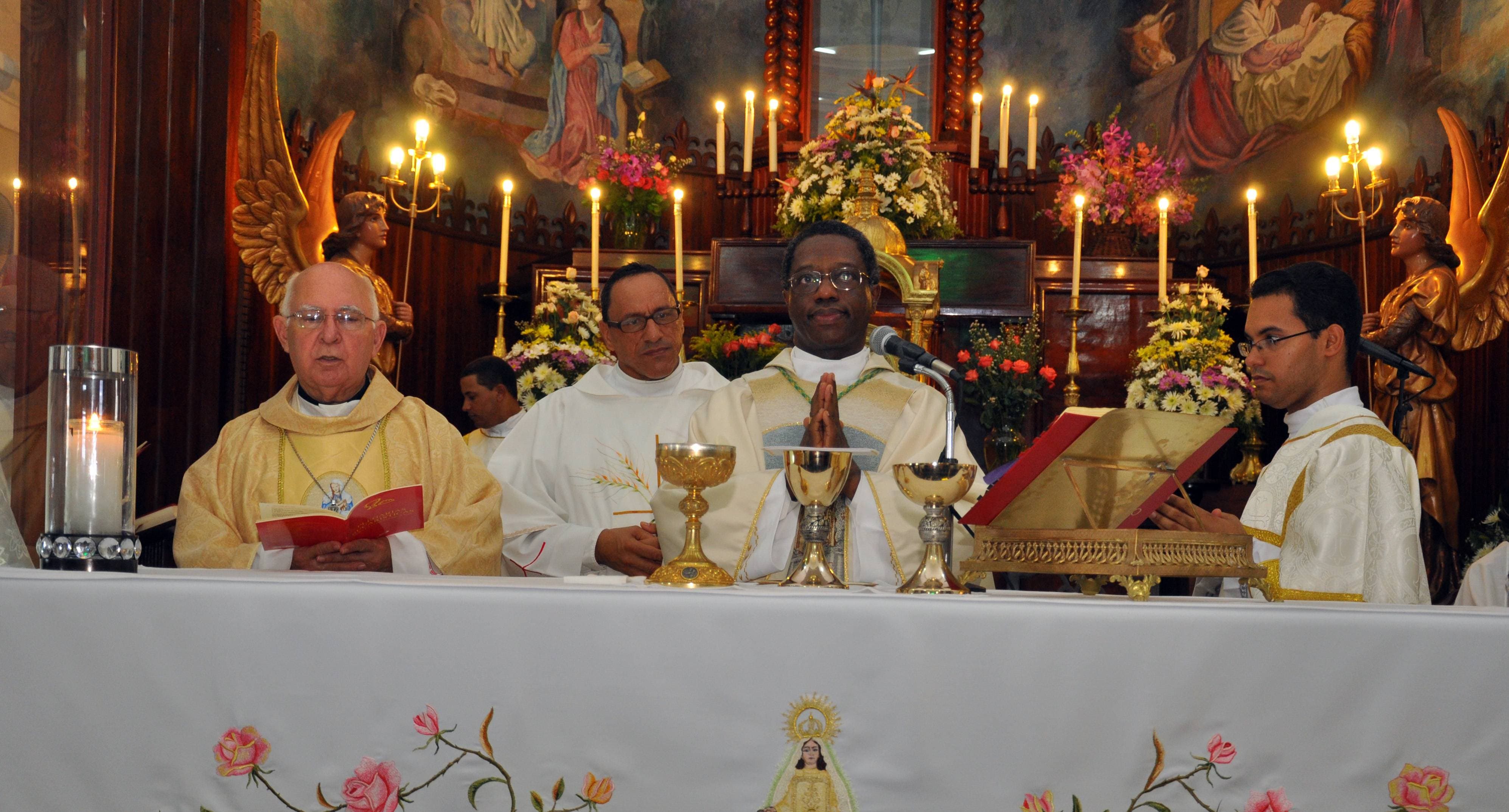 En misa Día de las Mercedes nuncio habla de la familia dominicana