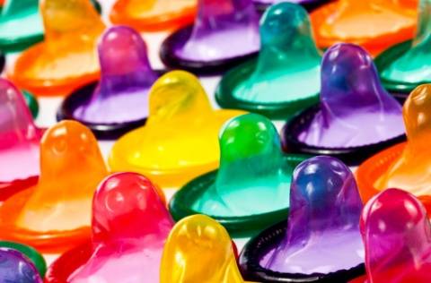 Desinformación y falta de cultura limitan el uso de condón en Latinoamérica