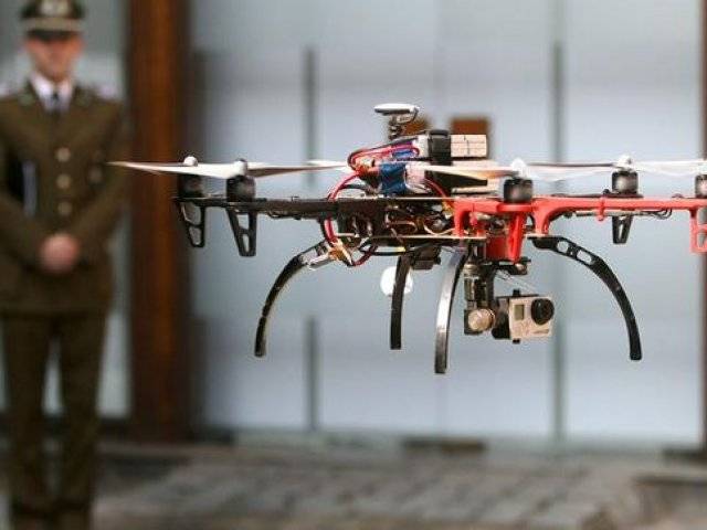 Expodrónica muestra la irrupción en la vida civil de los drones