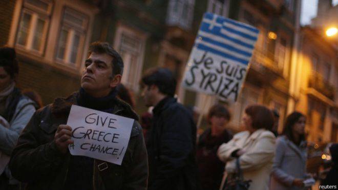 Retiros bancarios presionan las finanzas de Grecia