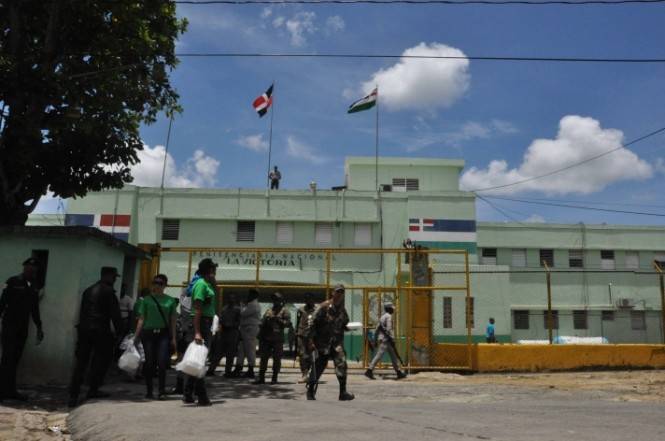 Riña entre reclusos de La Victoria deja varios muertos y heridos