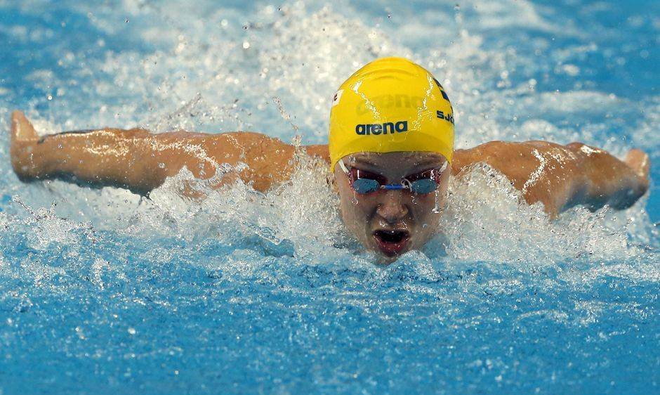 El récord de Sjostrom ilumina el estreno de la natación