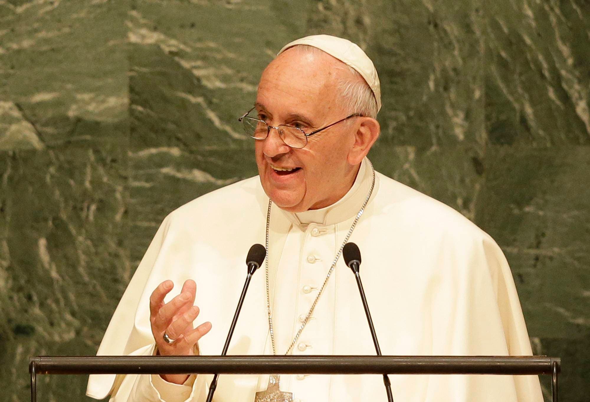 El papa afirma que “ignorar al pobre es ignorar a Dios»