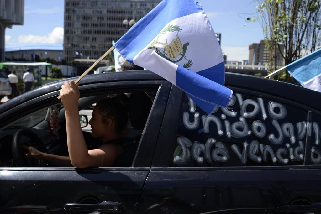Disturbios por resultado electoral dejan 5 heridos y 16 detenidos en Guatemala