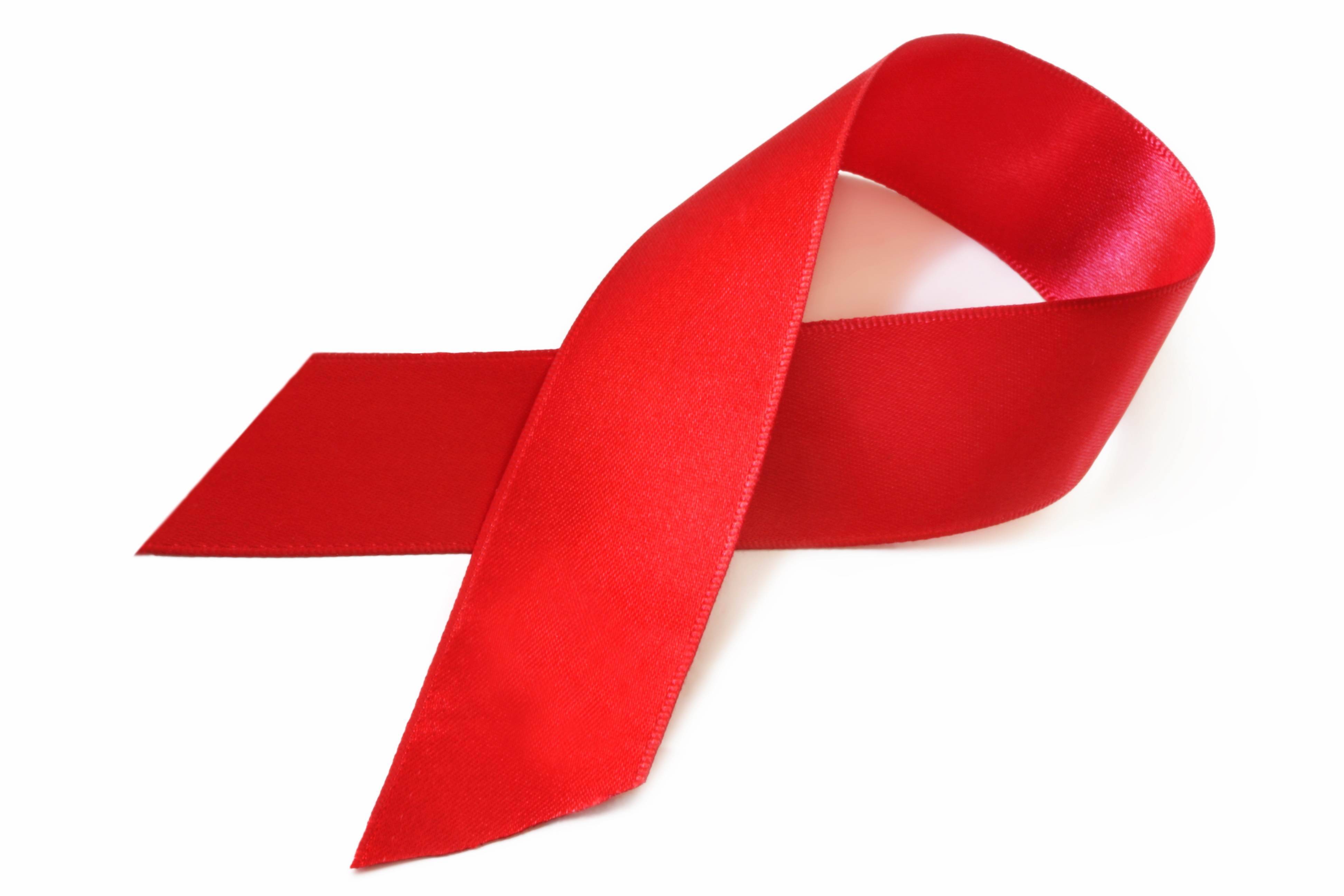 Clínica de Londres revela por error 780 nombres de pacientes con sida