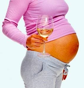 Consumo de alcohol embarazo jóvenes provoca cáncer de mama