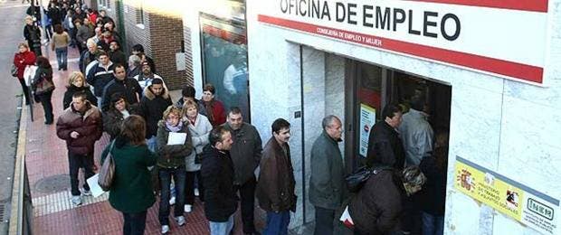 España publicará una lista de 5.000 personas en deuda con el Fisco