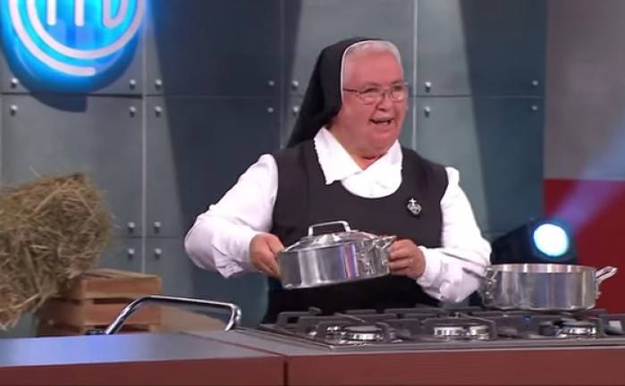 Monja cocinera sensación de TV mexicana
