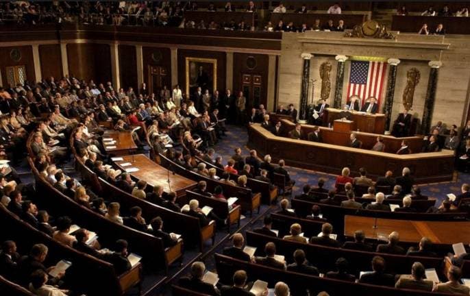 Congreso de EEUU sopesa voto de guerra tras ataques en París
