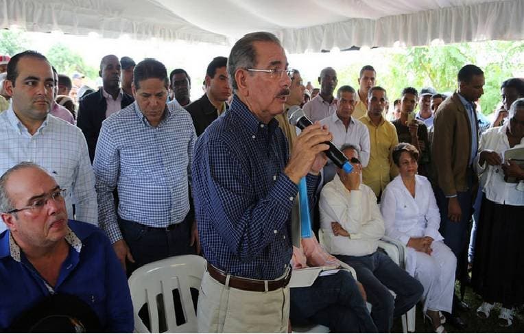Danilo Medina: “El año que viene todos los niños estarán en Tanda