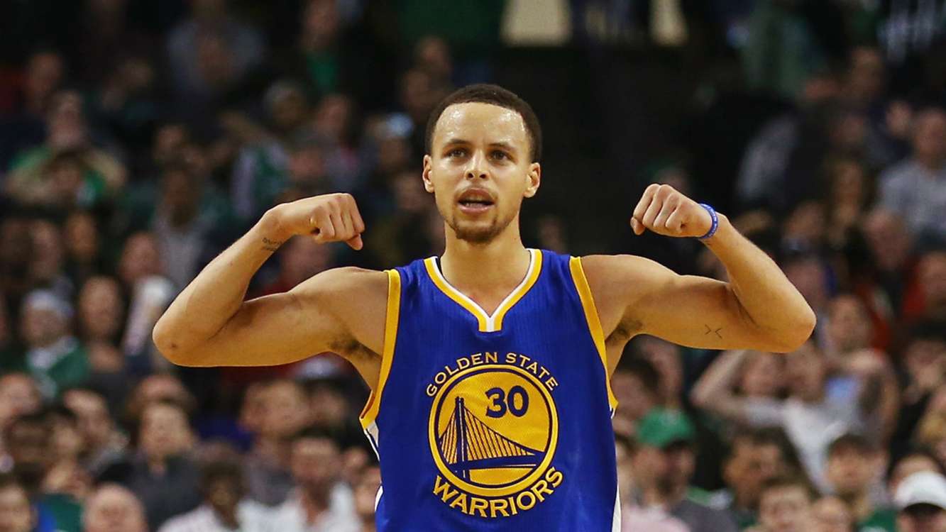 Curry iguala marca histórica, mas Warriors perdem para os Clippers