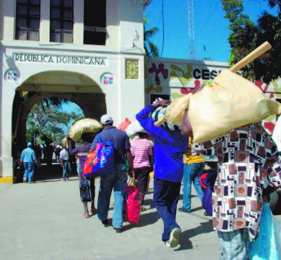 Desde hoy, Ministerio de Defensa refuerza control fronterizo para prevenir entrada de haitianos ilegales por festividades