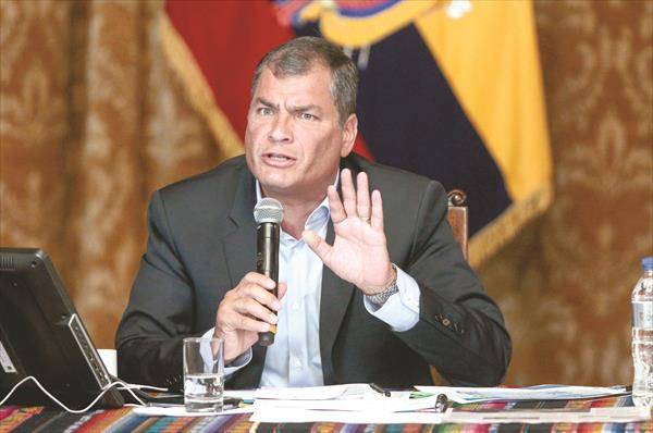 Rafael Correa denuncia  quieren inhabilitarlo para elecciones