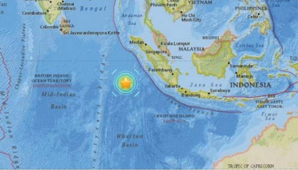 Indonesia emite alerta de tsunami por un sismo de 7,9 grados en Sumatra