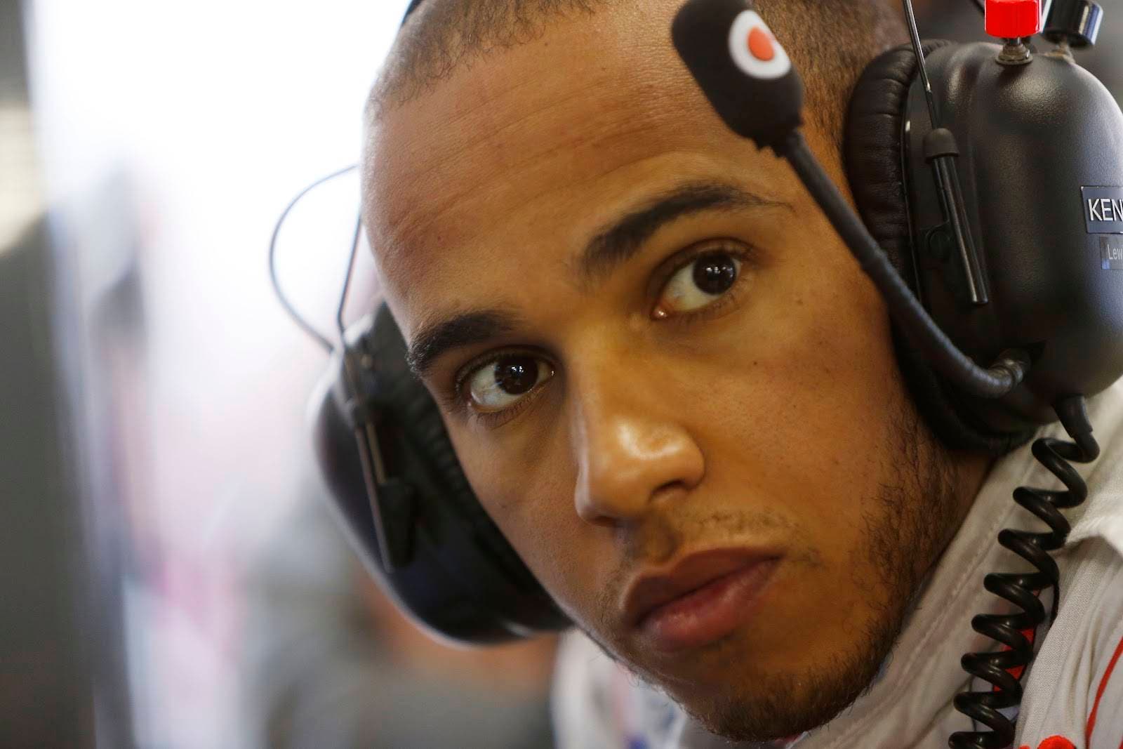 Hamilton domina sesión matutina en pruebas de la F1