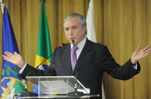 Temer admite que se prepara para asumir la Presidencia en lugar de Rousseff