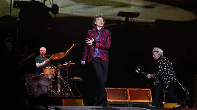 Los Rolling Stones agrandan su leyenda con rock y blues en Ciudad de México