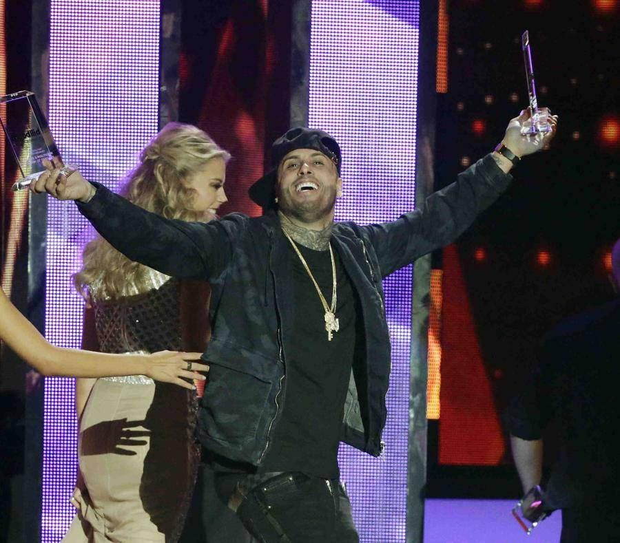 Nicky Jam y Enrique Iglesias triunfan en los Billboard
