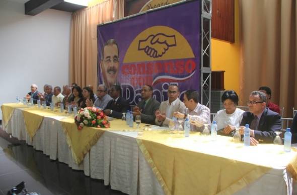 Lanzan movimiento de apoyo a candidatura de Danilo Medina