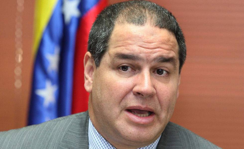 Oposición venezolana pide Almagro llamar Consejo Permanente