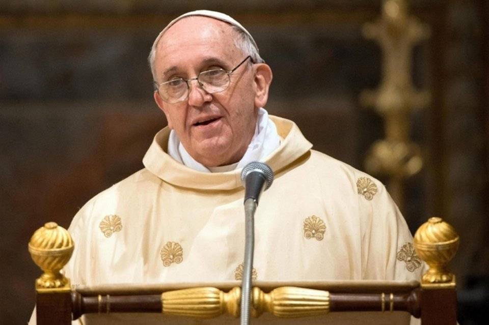 El Papa visita a jesuitas y les anima a ir a periferias donde otros no llegan